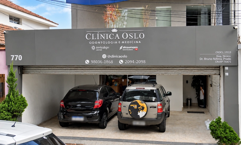 Fachada da Clínica OSLO na Rua Serra de Juréa, Tatuapé